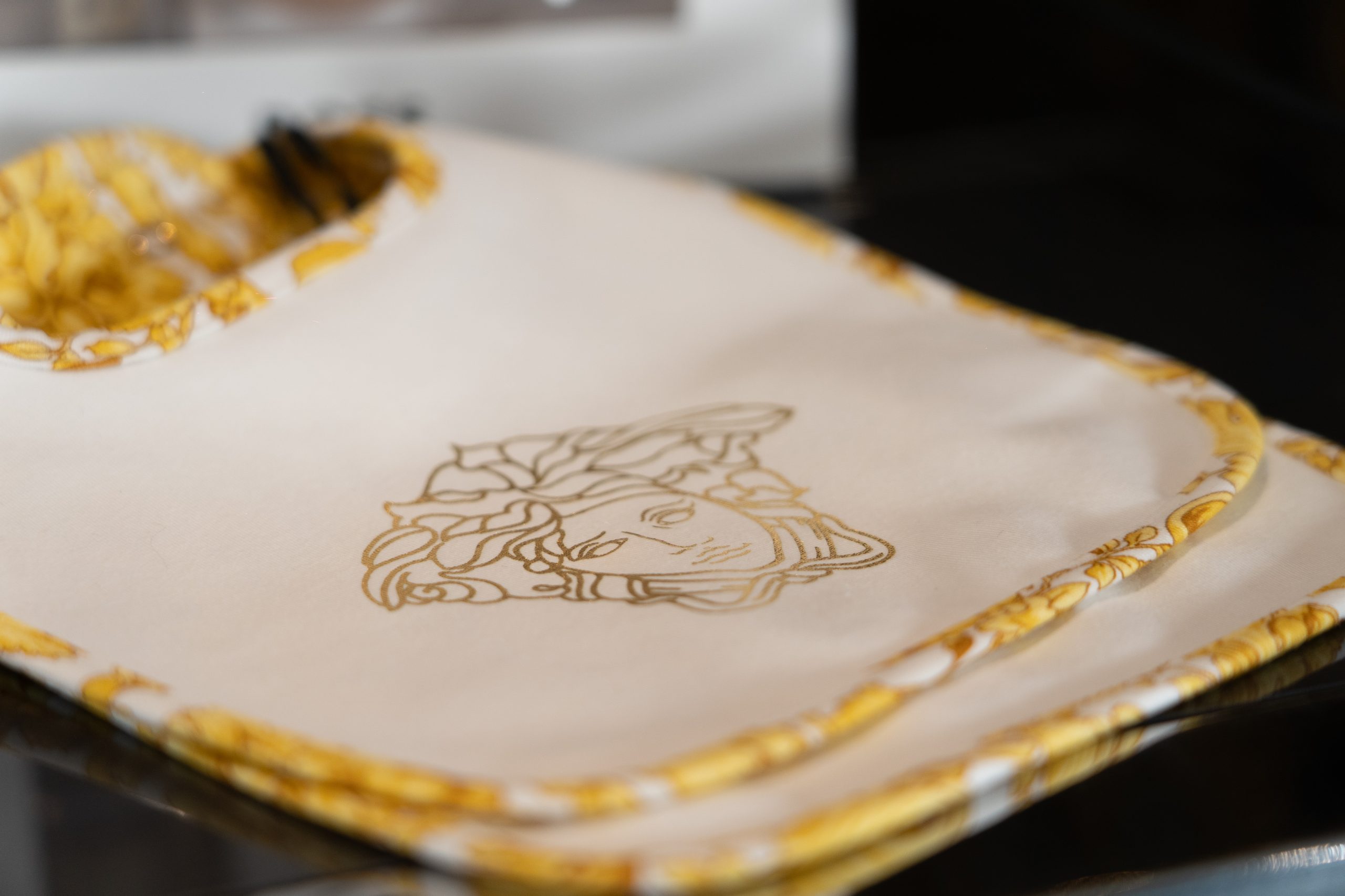 childs-play-luxury-gifting